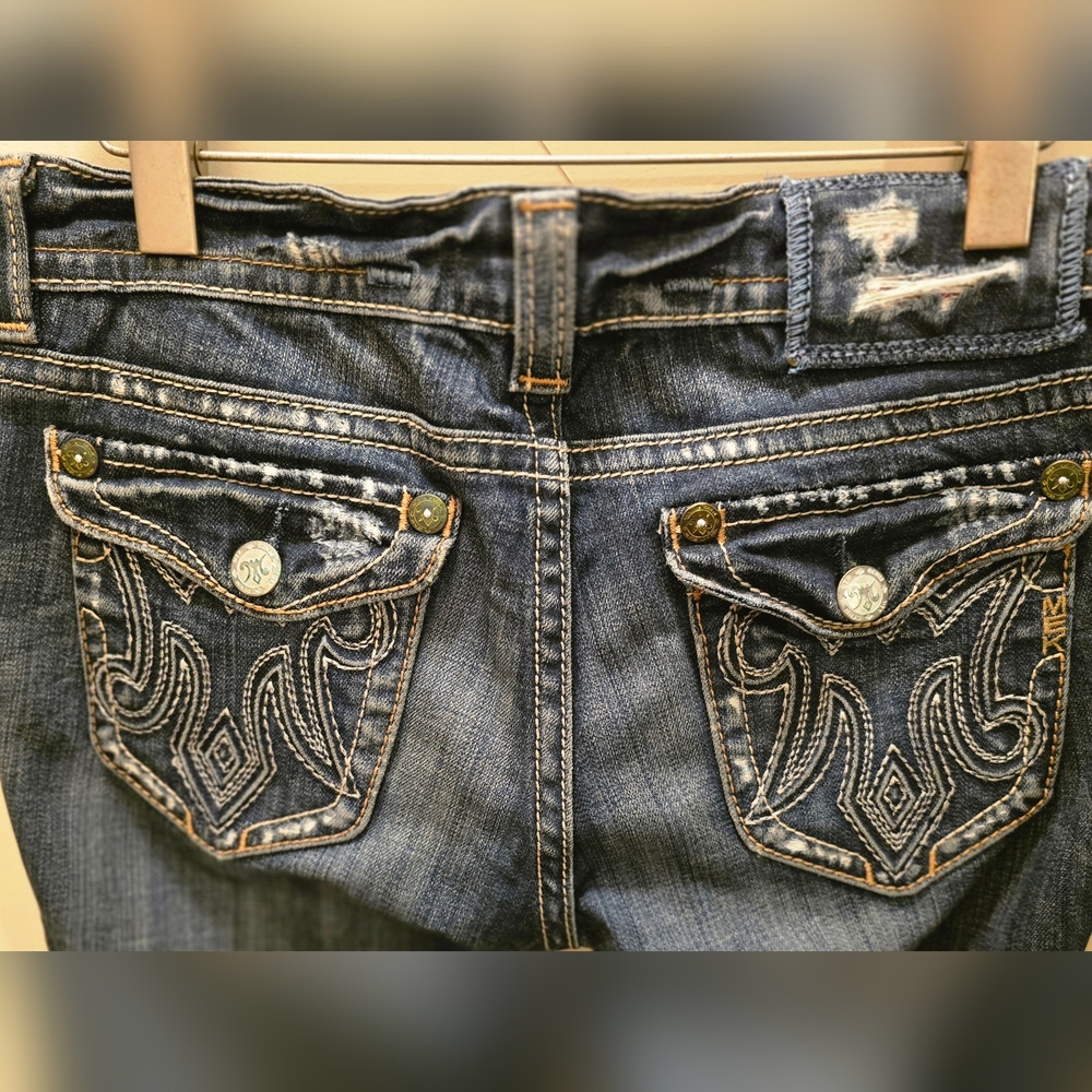 MEK Denium Embroidered Boot Cut Jeans for Women 28 x 30